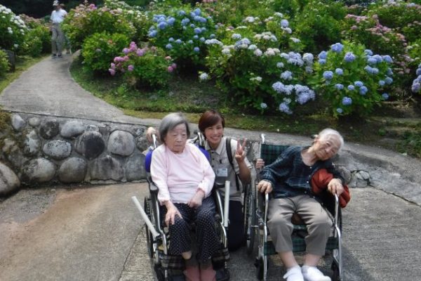 DSCF1329 600x400 - 弥勒寺へ♪