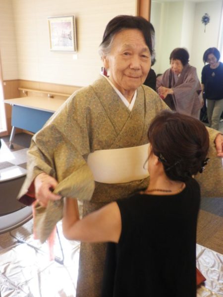 10月16日 着付けショー👘 P1012767 450x600 - 10月16日 着付けショー👘