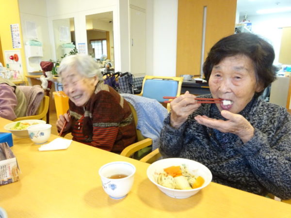 DSC09040 600x450 - 伊賀CHデイ　忘年会