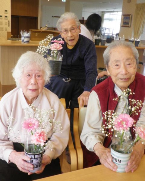 P1013160 481x600 - フラワーアレンジメント🌹