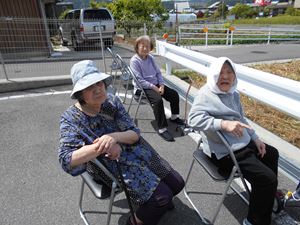 DSCN0955 R - 日向ぼっこ🌞
