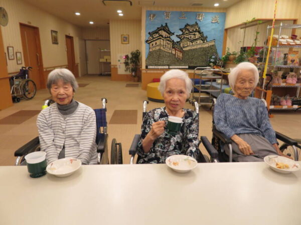 009 2 600x450 - ☕月に1度のお楽しみ☕