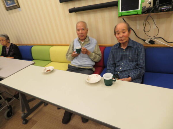 041 1 600x450 - ☕月に1度のお楽しみ☕