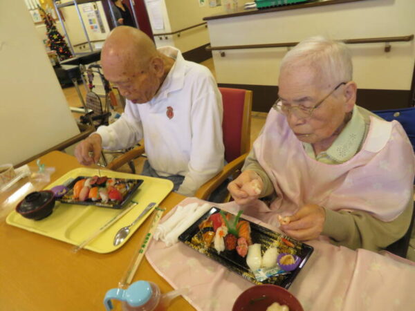 027 5 600x450 - 忘年会✨✨✨✨