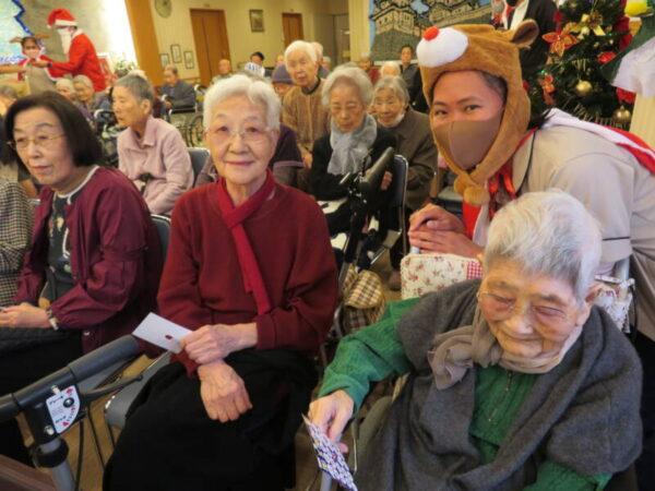 044 2 600x450 - メリークリスマス🎅🎄🔔