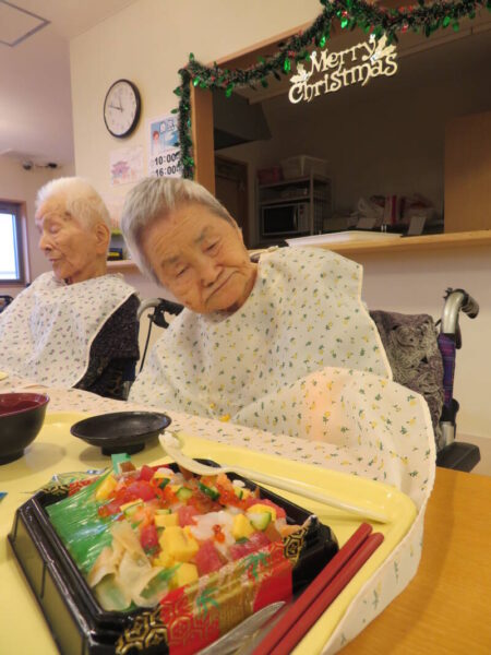 051 3 450x600 - 忘年会✨✨✨✨