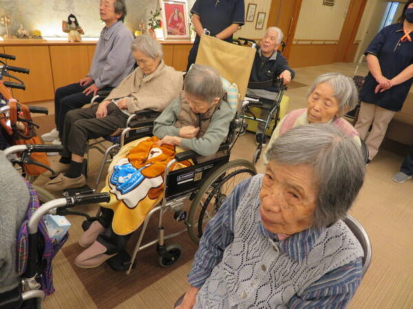 070 600x450 - 🕯11月お誕生日会🕯