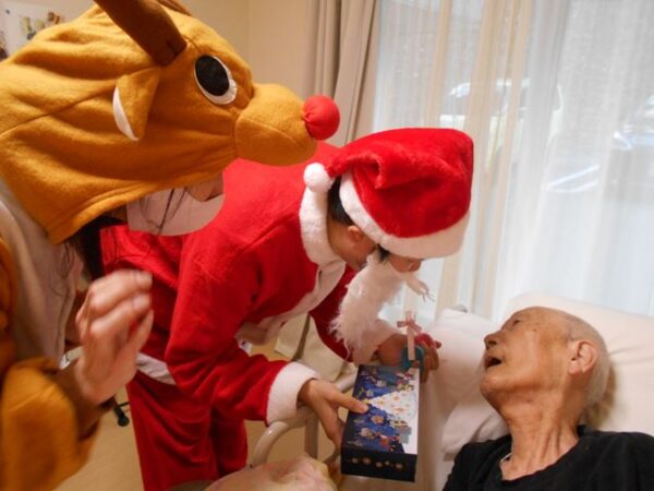 DSCN1547 R 600x450 - 2020クリスマス会🎅