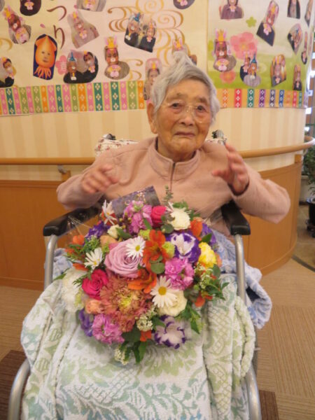 070 450x600 - 106歳のお誕生日🎂