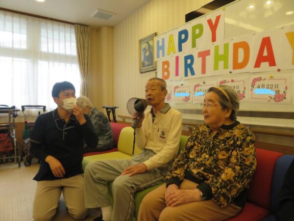 InkedIMG 8791 LI 600x450 - 4月お誕生日会🌷