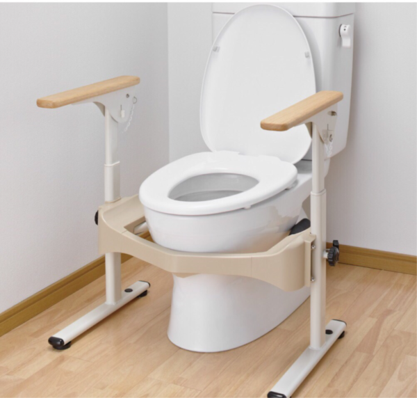 9EEAB7DF 2939 4CE4 912E 27BF58D910D4 600x572 - 洋式トイレ用フレーム