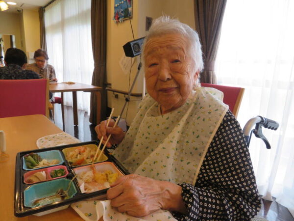 IMG 0098 600x450 - お楽しみ昼食レク