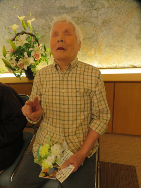 IMG 0257 450x600 - 9月お誕生日会