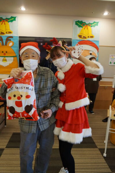 クリスマス会🎅 DSC07643 398x600 - クリスマス会🎅