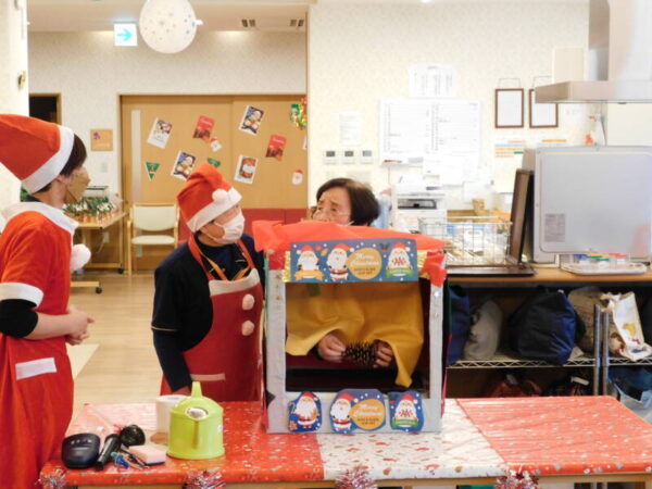 🌟🎄鴻之台デイのクリスマス会🎄🌟 DSCN1525 600x450 - 🌟🎄鴻之台デイのクリスマス会🎄🌟