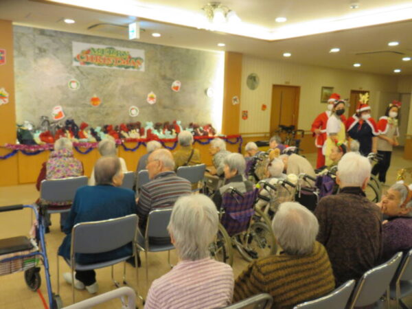 IMG 0980 600x450 - クリスマス会