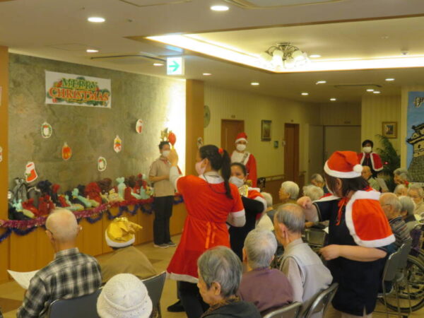 IMG 0990 600x450 - クリスマス会