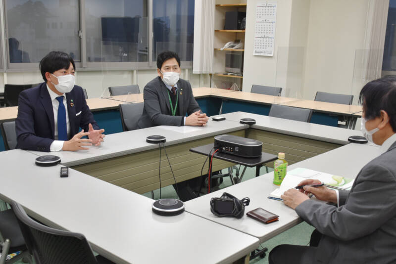 健康経営優良法人に認定されました&『シルバー産業新聞』の取材を受けました 20220318 005 500071 mini - 健康経営優良法人に認定されました&『シルバー産業新聞』の取材を受けました