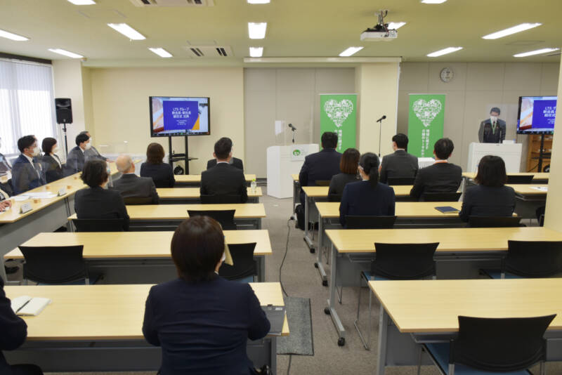新会長・新社長就任式 20220405 002 mini - 新会長・新社長就任式