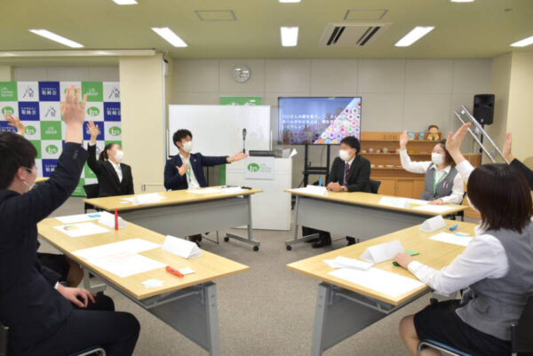 内定者懇親会を実施 20220624 025 L0600049 L0600051 mini 600x401 - 内定者懇親会を実施