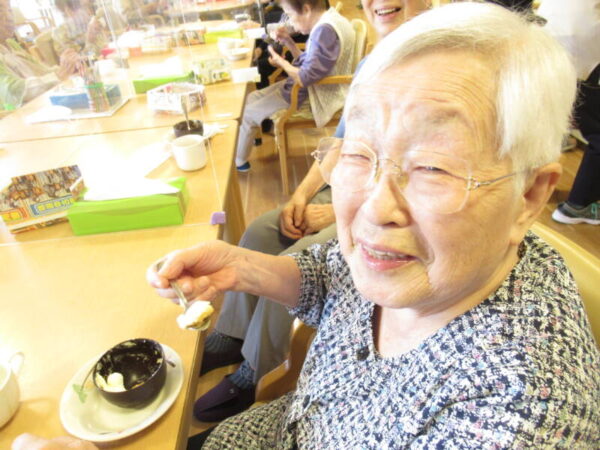 IMG 6532 1 600x450 - 伊賀CHデイ☆敬老祝賀会