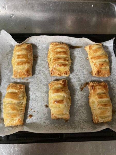 8F013DDA 615A 40C8 AEC0 F38F846E058D 450x600 - 休日は料理とお菓子作り！！