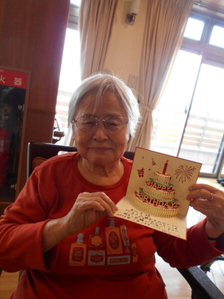 DSCN8480 450x600 - 雪解けと誕生日会の様子