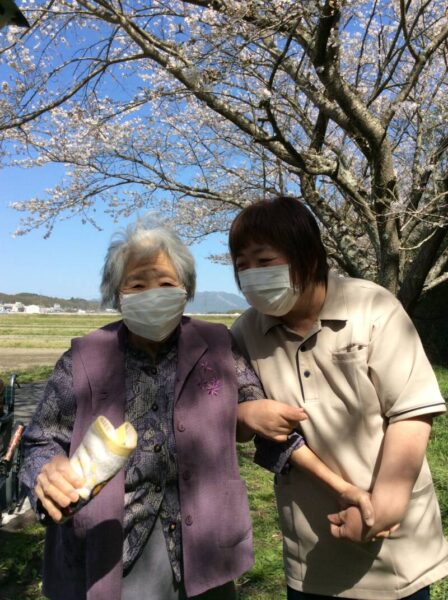 IMG 0237 448x600 - 🌸お花見🌸