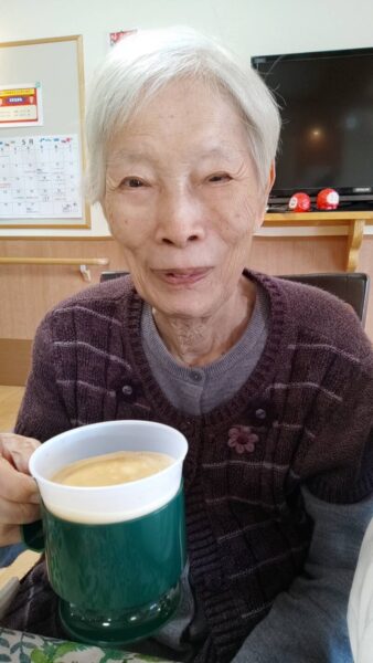 IMG 20230525 133600 338x600 - カフェへようこそ