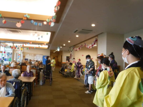 DSCF2343 600x450 - 令和5年　鴻之台ケアホーム　夏祭りです♪