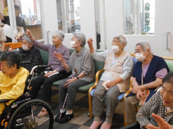 敬老祝賀会 DSCN9841 600x450 - 敬老祝賀会