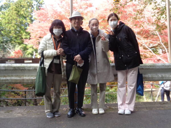 921d0328f8ab452c0ba8a0bc678aac61 600x450 - 紅葉狩りへ♪