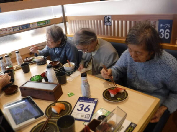 DSCF2986 600x450 - はま寿司で外食です。