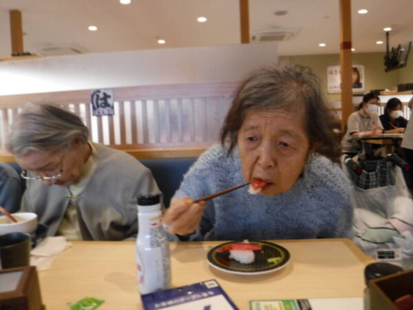 DSCF2987 600x450 - はま寿司で外食です。