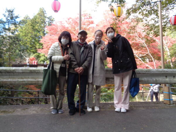 d8e19372e7a74a015c1df4d318963424 600x450 - 紅葉狩りへ♪