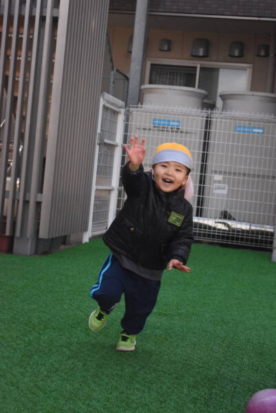 DSC 0765 401x600 - 年度末、保育園での素敵な思い出✨