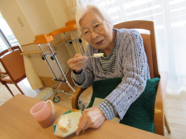 IMG 0041 600x450 - ひな祭りです