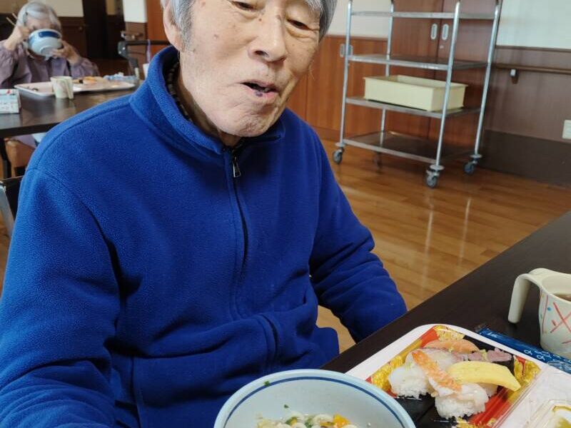 IMG 20240222 112758 800x600 - 🍣お楽しみ昼食🍣