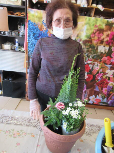 IMG 6797 450x600 - 伊賀CHデイ☆寄せ植え体験☆