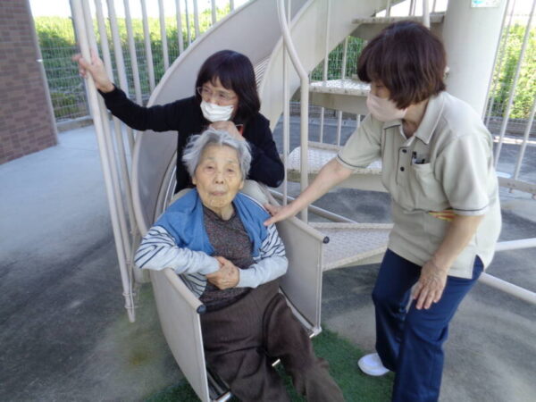 DSC04395 600x450 - 避難訓練