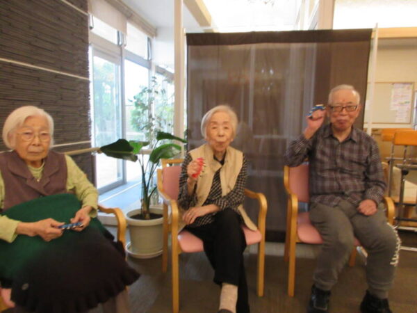 IMG 0534 600x450 - 鴻之台ケアホーム、アームレスリング大会