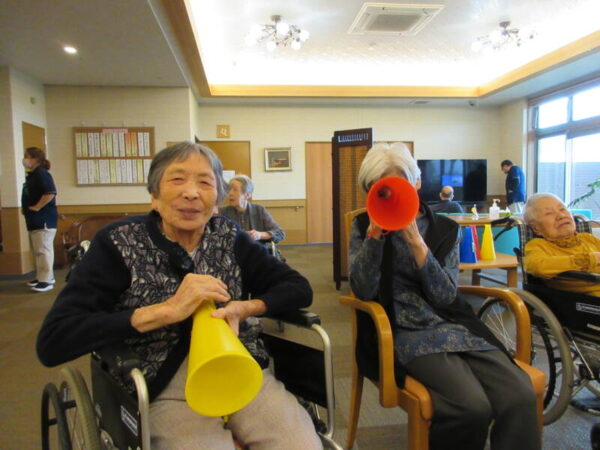 IMG 0535 600x450 - 鴻之台ケアホーム、アームレスリング大会