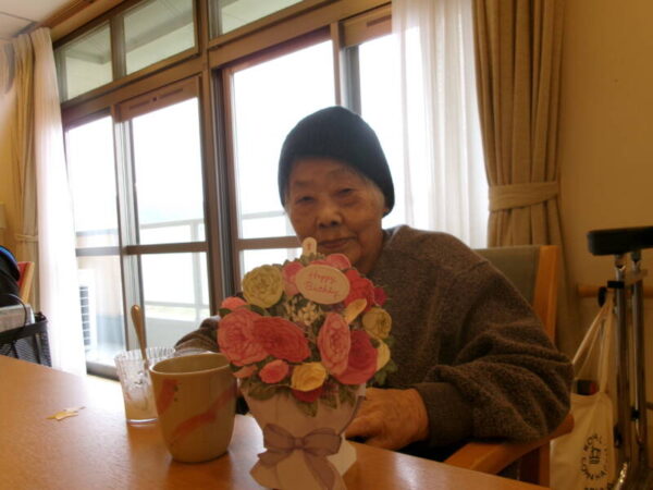 102 0231 600x450 - お誕生日＆カフェ