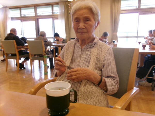 102 0232 600x450 - お誕生日＆カフェ
