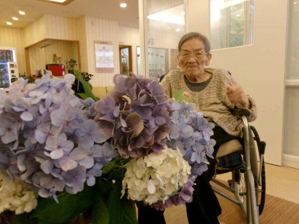 102 0239 600x450 - たくさんのお花に囲まれて過ごしていたいです・・・！