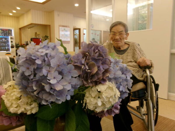 102 0240 600x450 - たくさんのお花に囲まれて過ごしていたいです・・・！