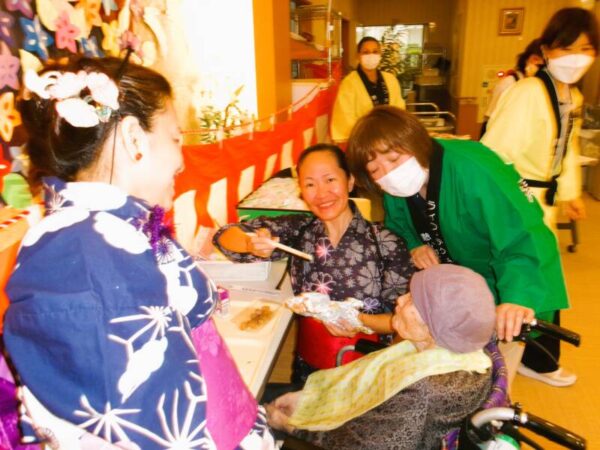 102 0972 600x450 - 秋祭り・２０２４（屋台編）