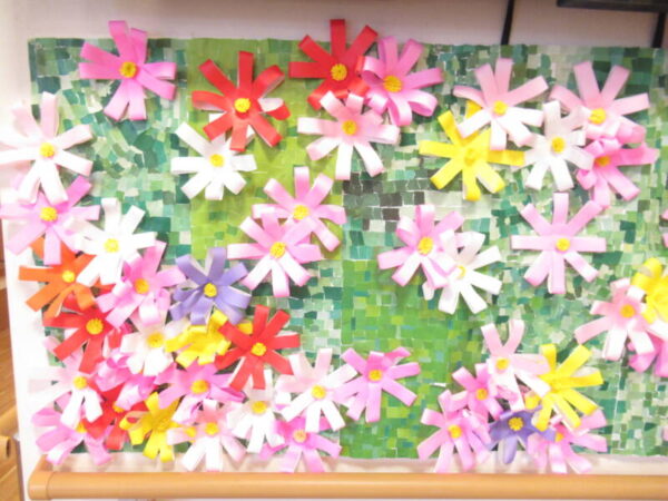 IMG 8860 600x450 - 伊賀CHデイ☆10月壁面制作の様子☆