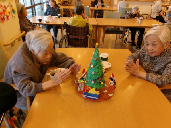 102 1668 600x450 - 11月誕生日会🎂