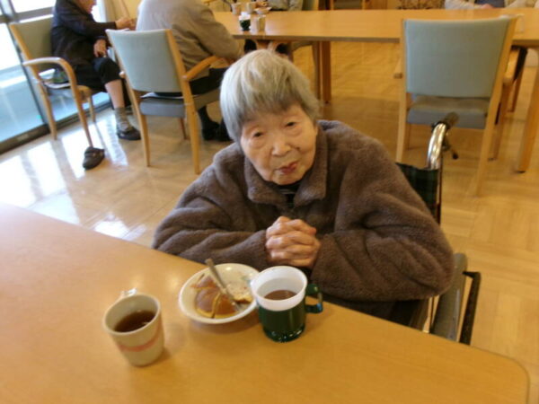 102 1774 600x450 - 12月お誕生日会⭐